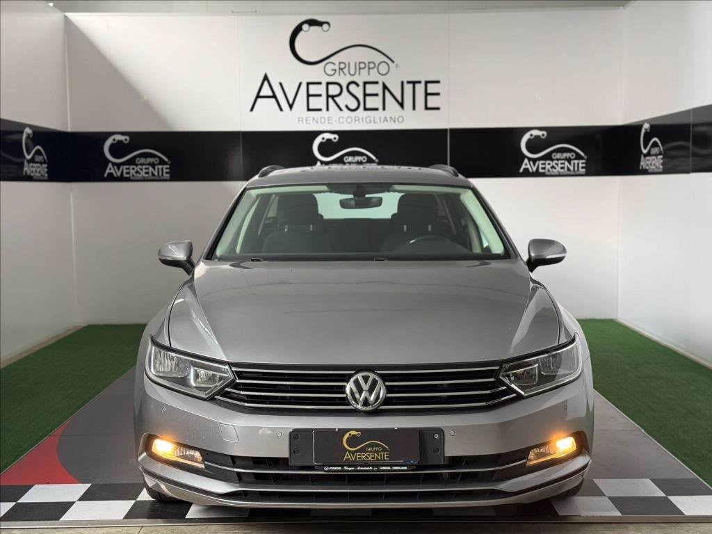 VOLKSWAGEN Passat Variant 2.0 tdi Executive 150cv dsg