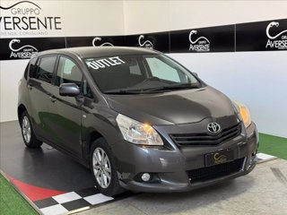 TOYOTA Verso 2.0d Active c/navi s/t.pan. 7p.ti mt