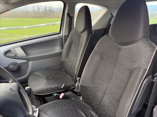 PEUGEOT 107 3p 1.0 12v Plaisir