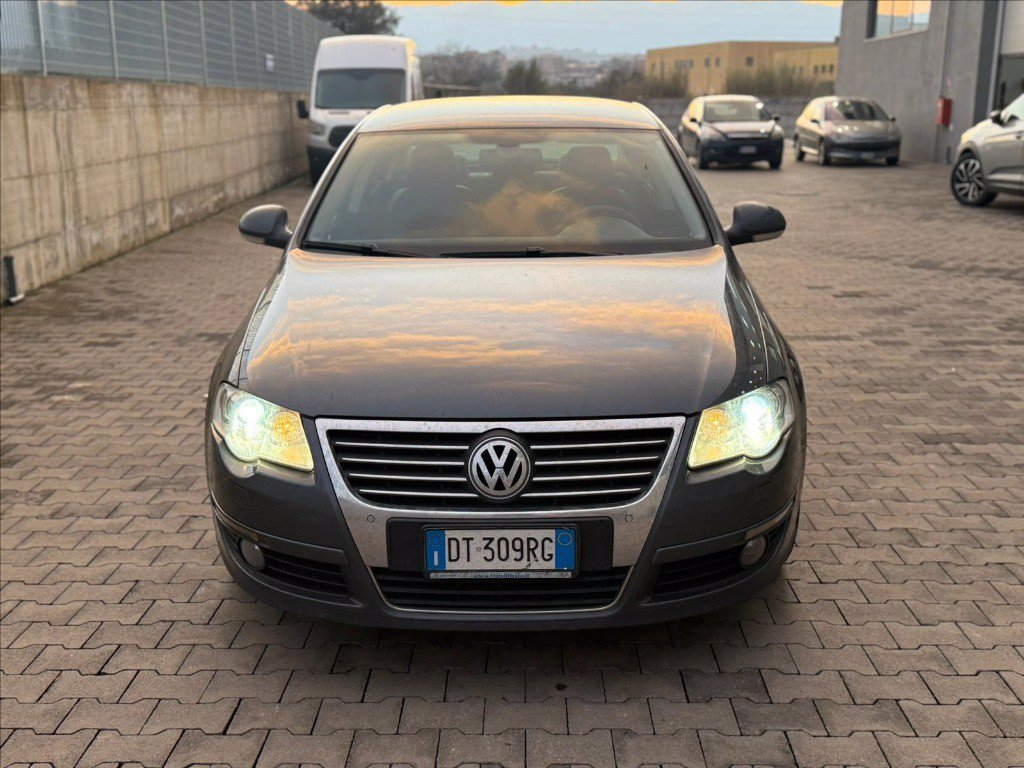 VOLKSWAGEN Passat 2.0 tdi Comfortline dsg