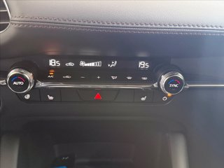 MAZDA 3 4p 2.5 m-hybrid Centre Line 140cv