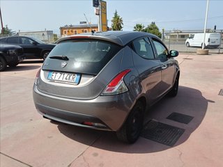 LANCIA Ypsilon 1.2 8v Silver 69cv