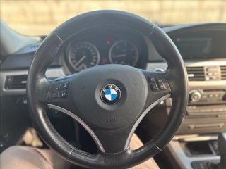 BMW 320d Touring Eletta 177cv