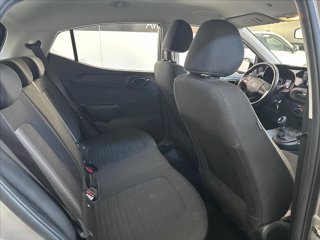 HYUNDAI i10 1.0 mpi Tech at